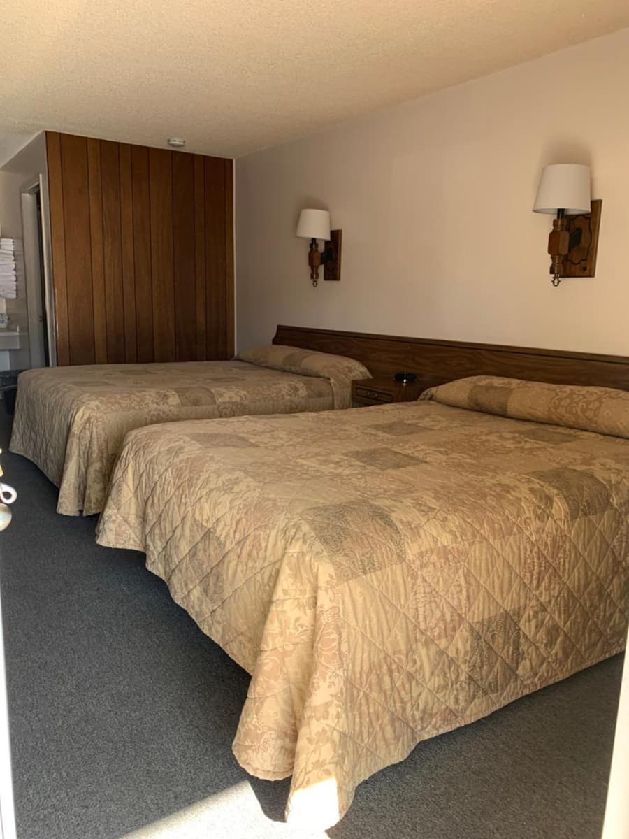 El Portal Motel