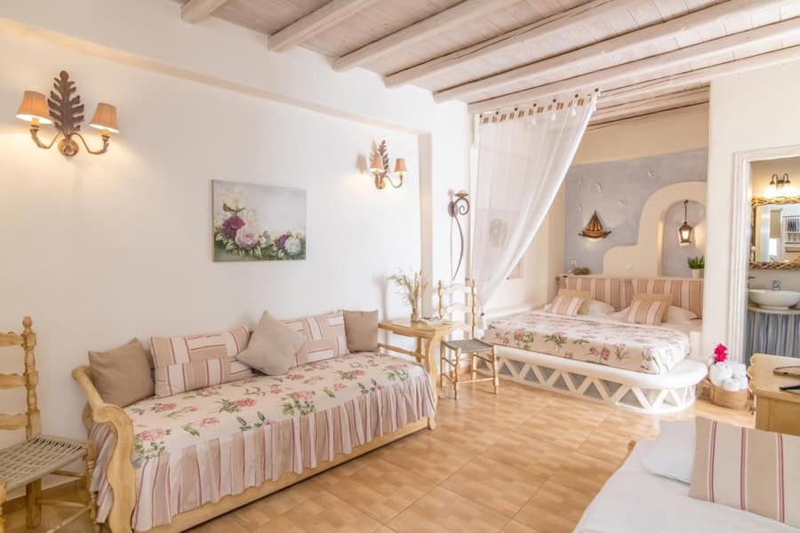 Madalena's Family Rooms