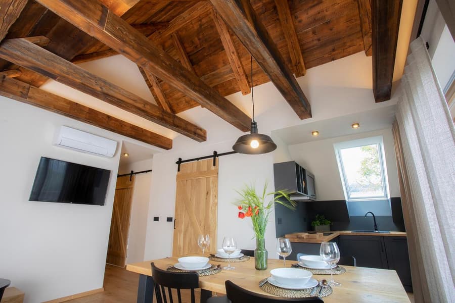 House Troha - Rooms & Apartments