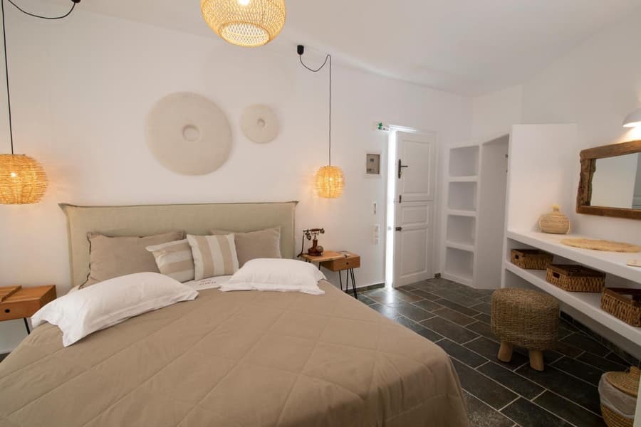 Nymfes Hotel