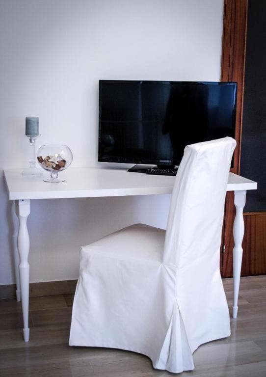Castello Aragonese Suites