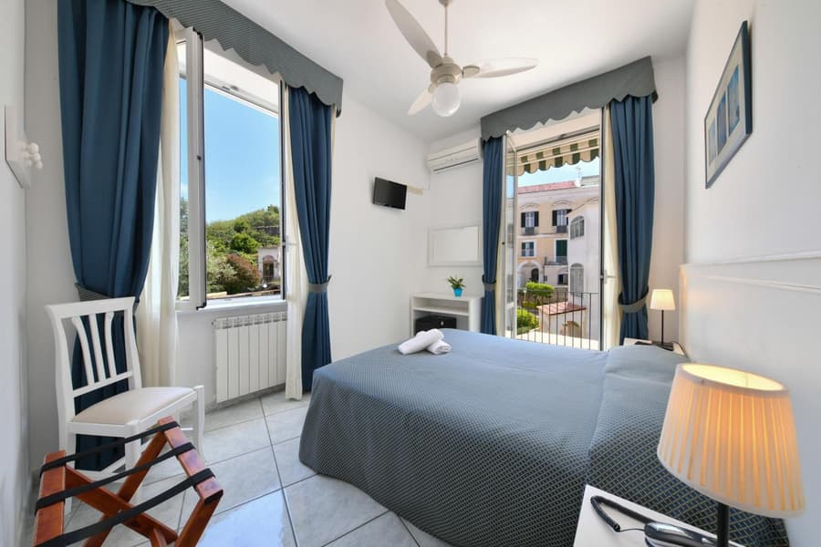 Hotel Noris