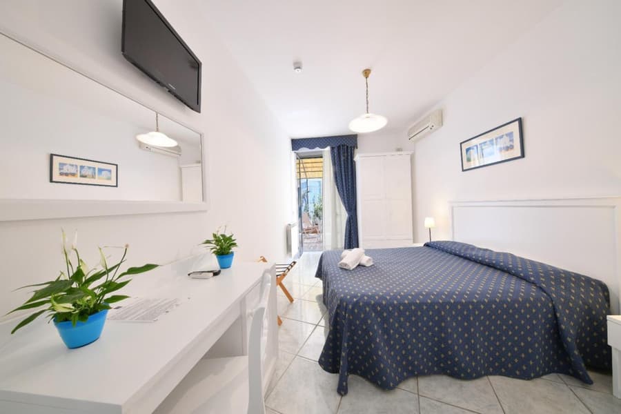 Hotel Noris