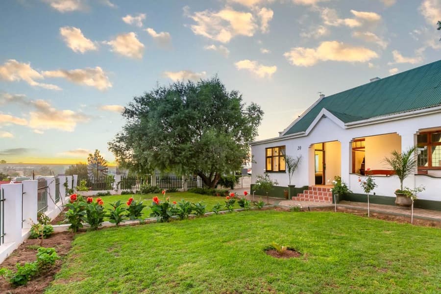 Ravenscliff Villa