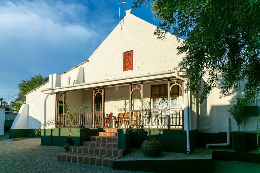 Ravenscliff Villa