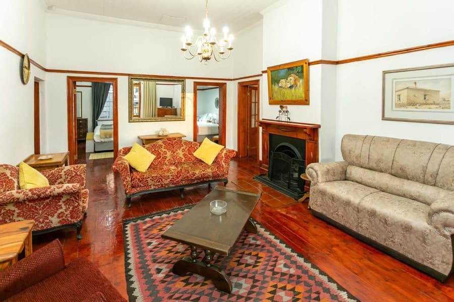 Ravenscliff Villa