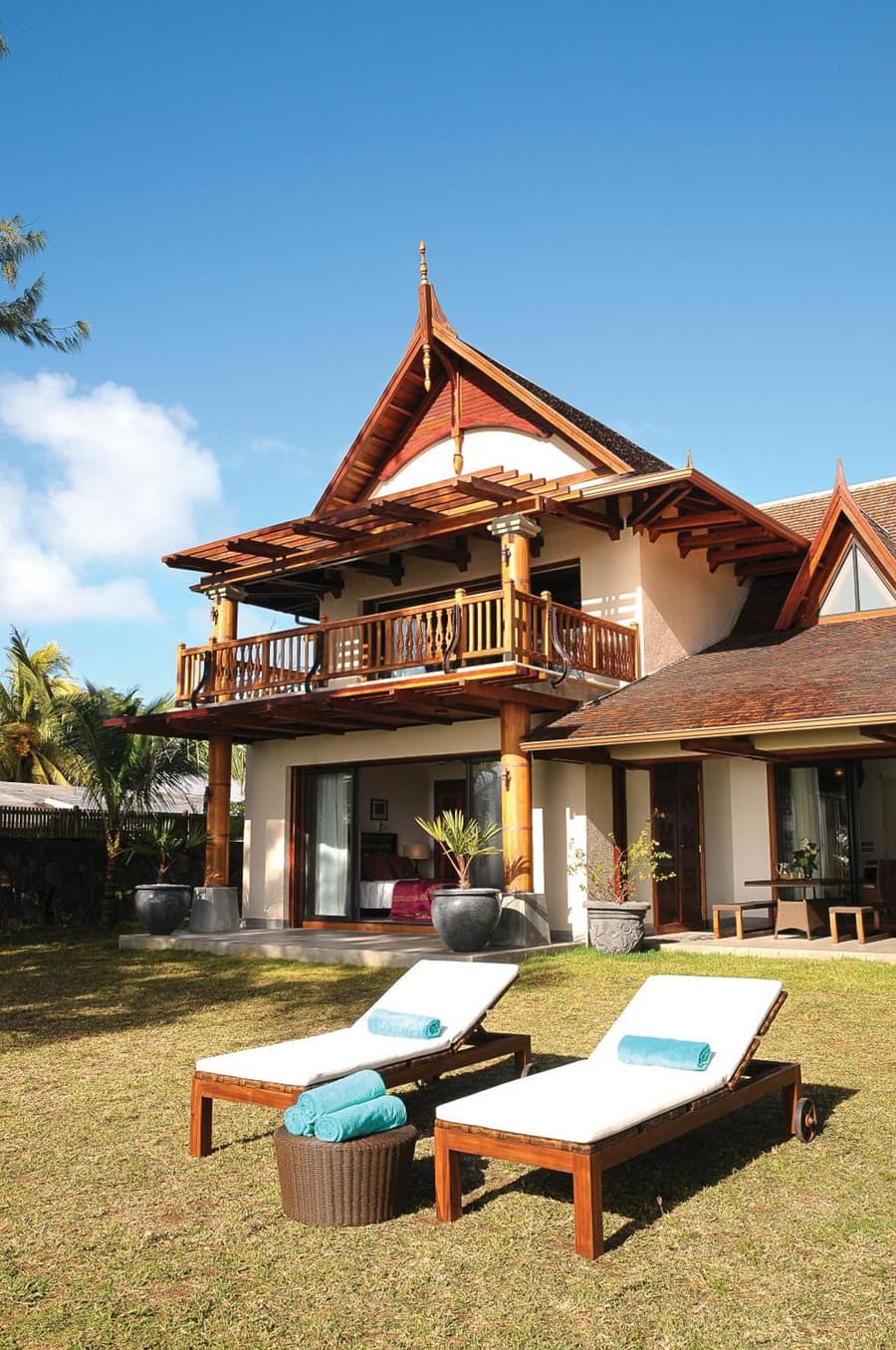 Sankhara Luxury Private Beach Villas
