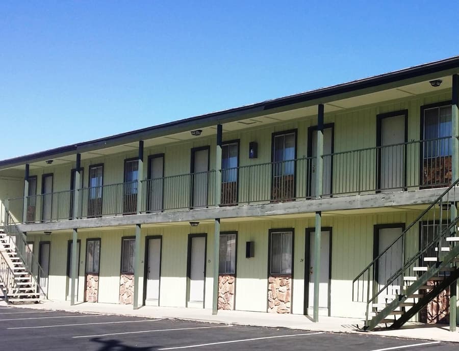 El Portal Motel
