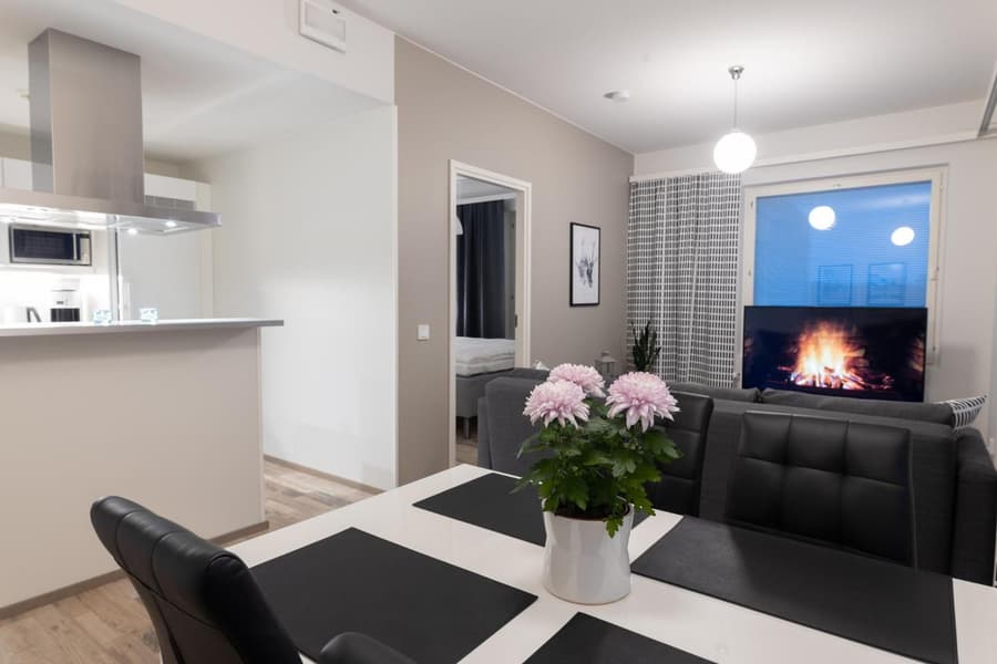 Arctic City Apartment Tammela with sauna and parking