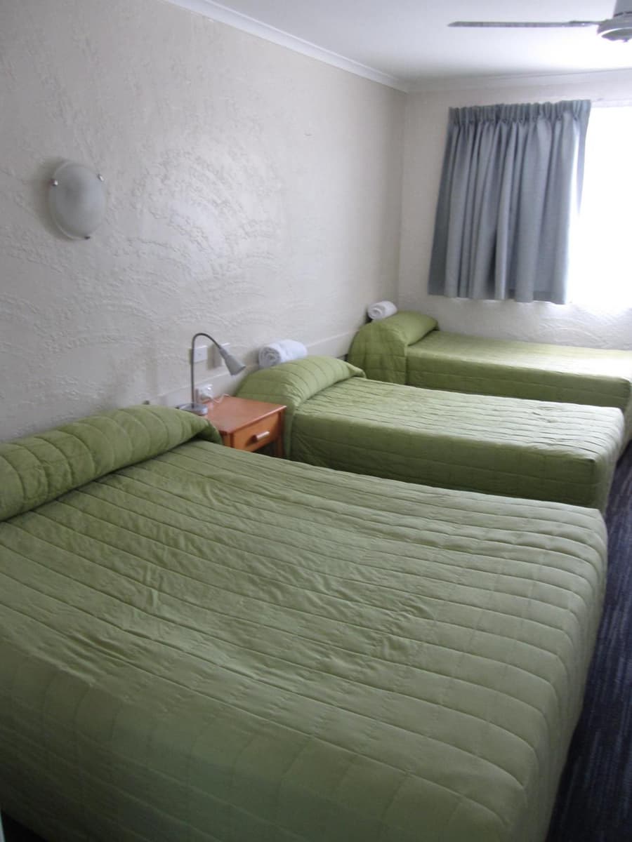 Urangan Motor Inn