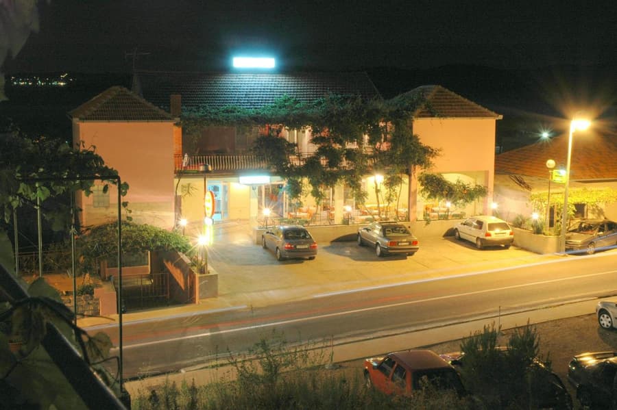 Lulak Studio Apartments