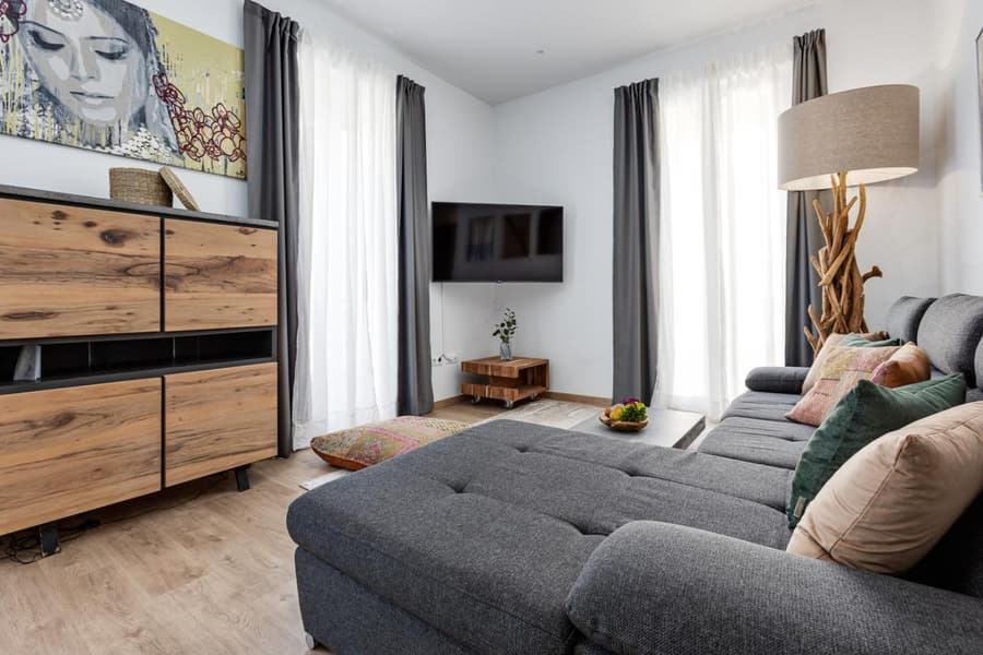 Pinzon Studios & Penthouse