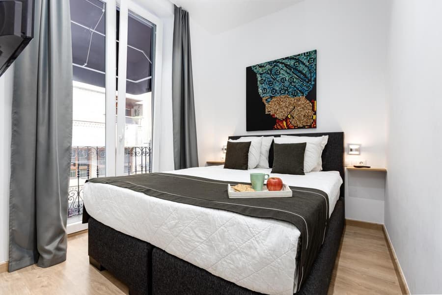 Pinzon Studios & Penthouse