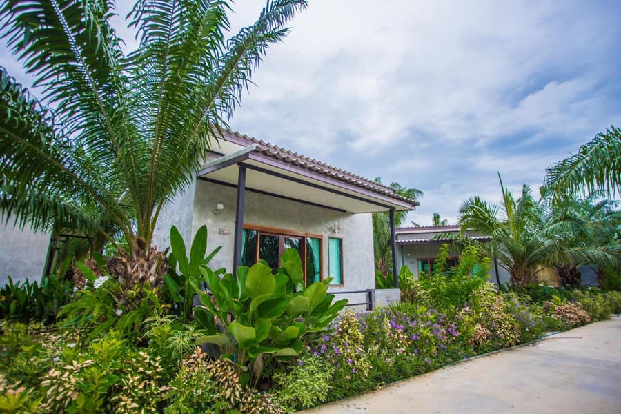 Palm Pran Resort