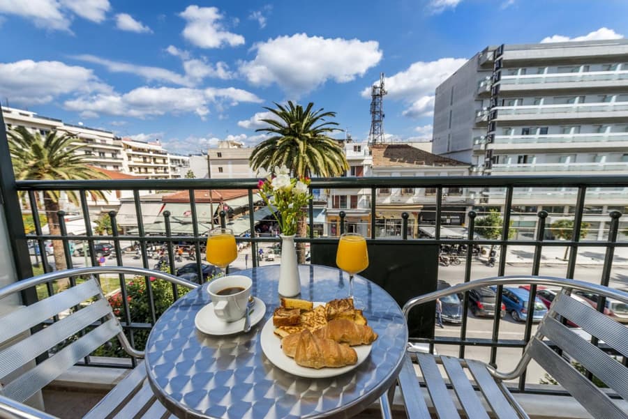 Lakonia Hotel