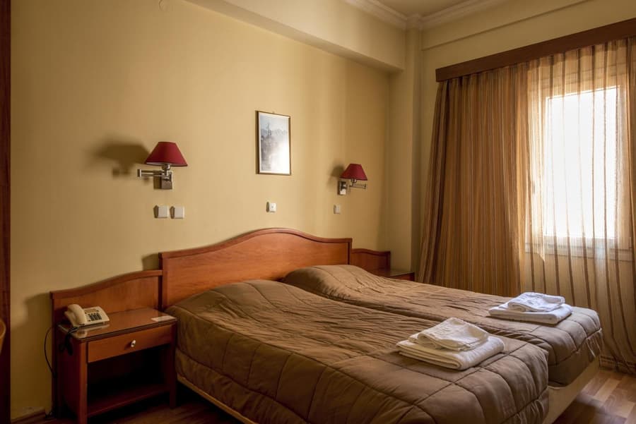 Lakonia Hotel