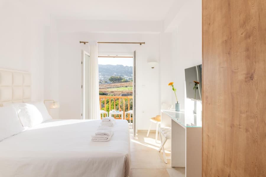 Mykonaki Hotel