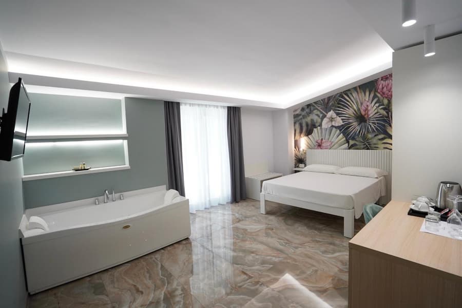Harmony Tropea Rooms & Suites