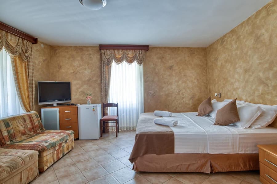 Hotel Rendez Vous
