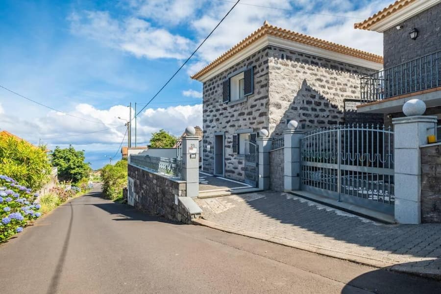 Casa do Palheiro Ribeirinho by Rent-a-key