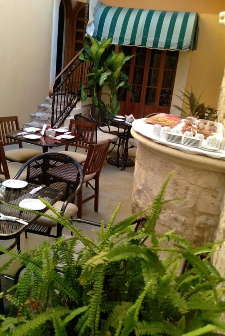 Cancun International Suites