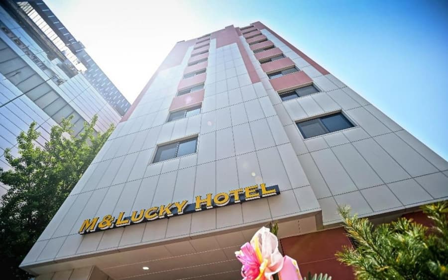 Mnlucky Hotel