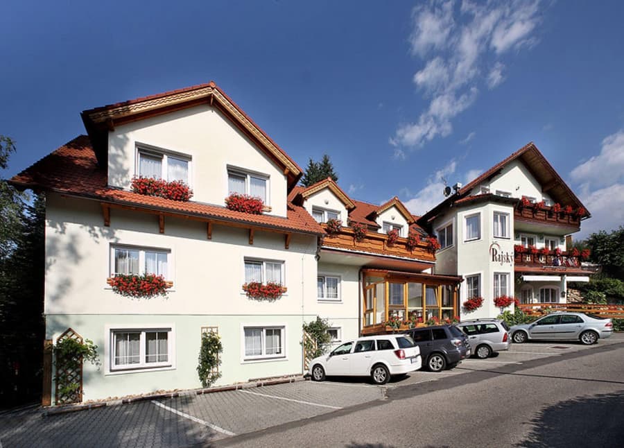 Hotel Rajsky
