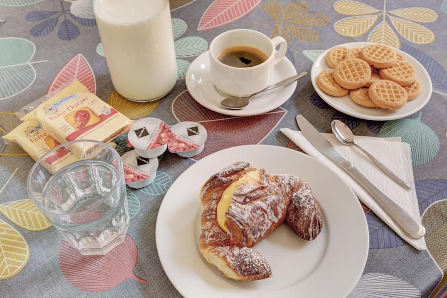 Holiday Sunny Roma B&B