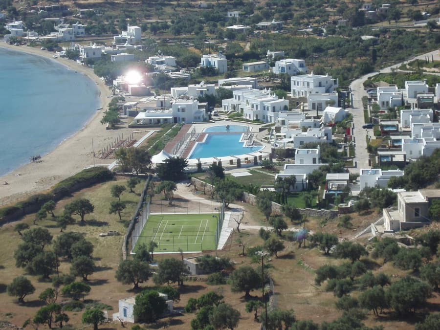 Elies Resorts