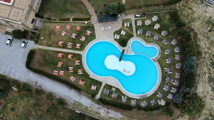 Siris Hotel