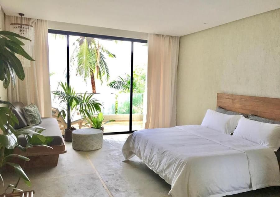 Frangipani El Nido