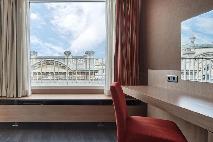 Theater Hotel