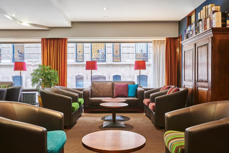 Theater Hotel