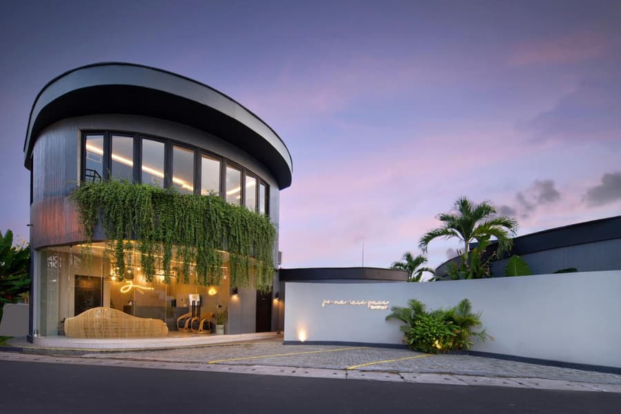 Je Ne Sais Quoi Seminyak
