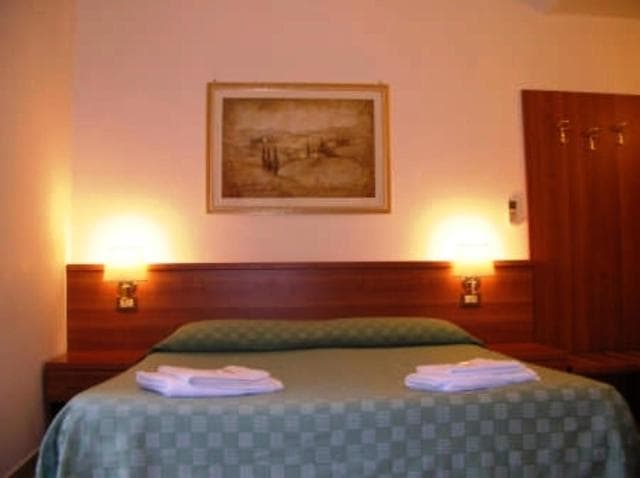 Emanuela Guest House