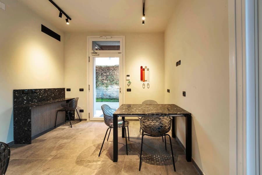 Italianflat - Verona's River, PARKING for car & bike, nature, relax
