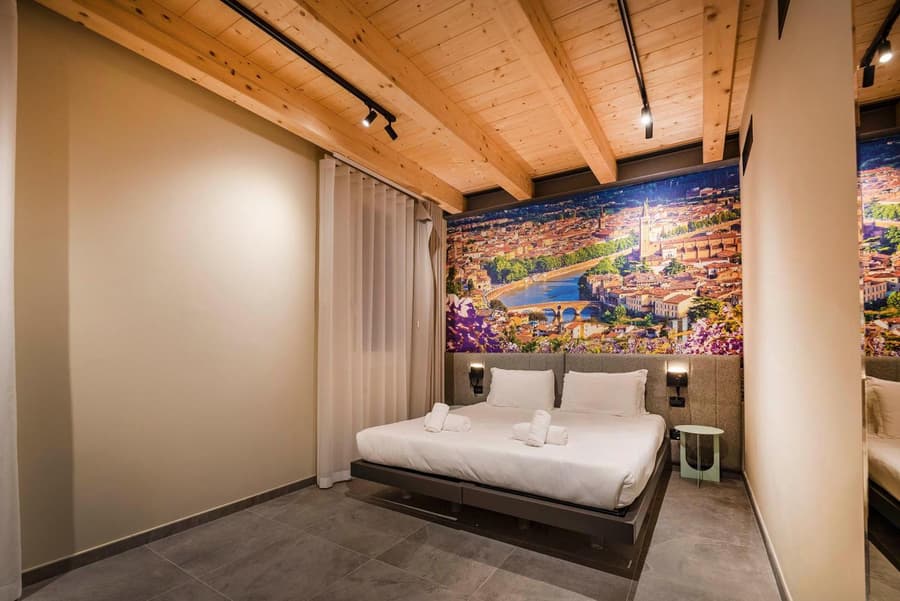 Italianflat - Verona's River, PARKING for car & bike, nature, relax