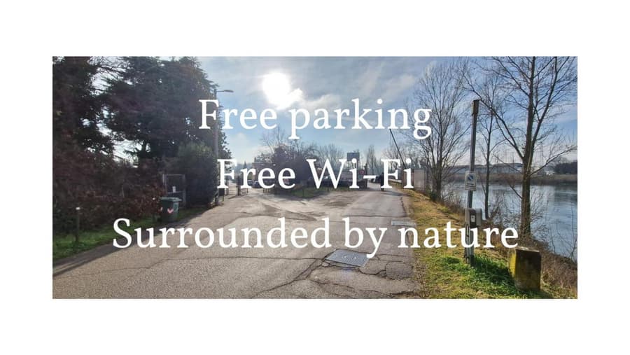 Italianflat - Verona's River, PARKING for car & bike, nature, relax