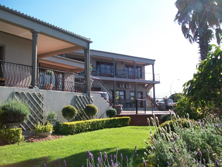 Sea Whisper Guest House