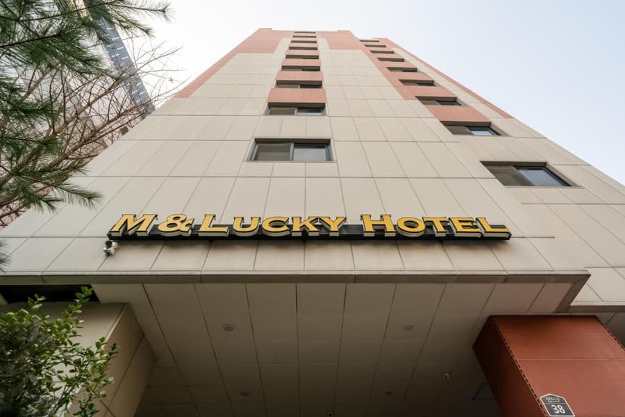 Mnlucky Hotel