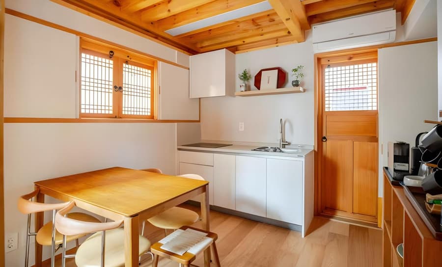 Numaru Stay - Luxury Private Hanoks in Seochon, Seoul