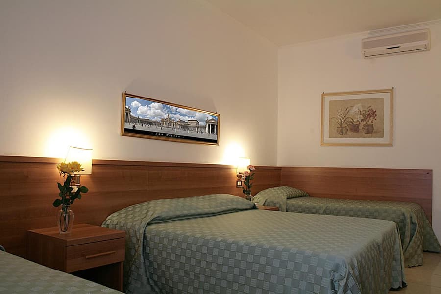 Emanuela Guest House