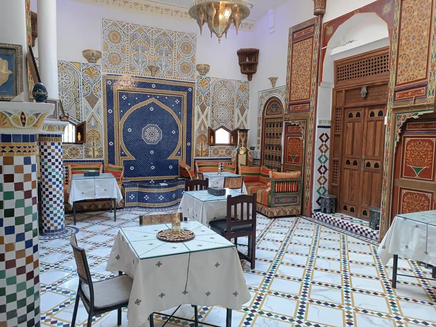 Riad Amira Fes