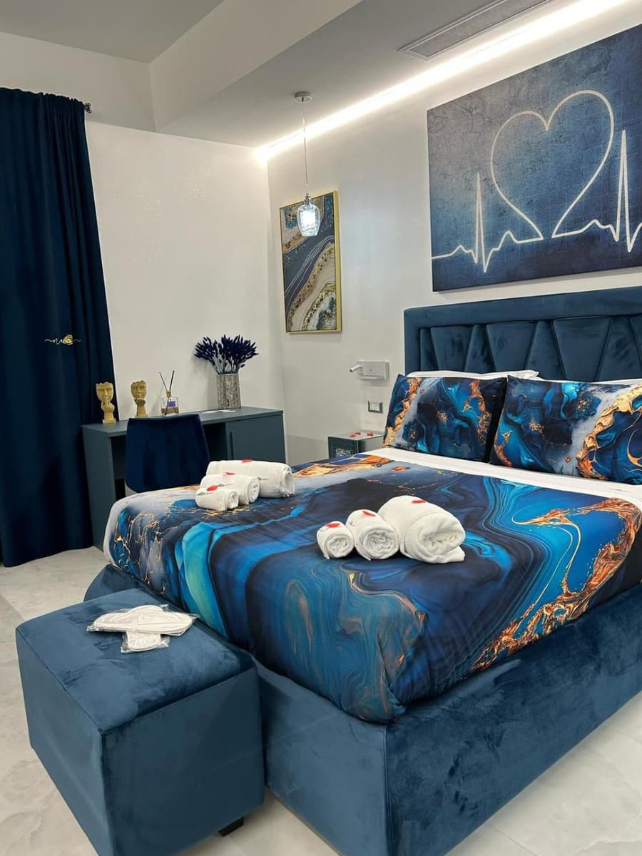 Nuance Suite & Rooms