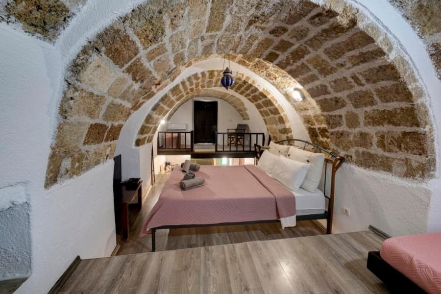 Pablito House-Seaview Monemvasia Nests