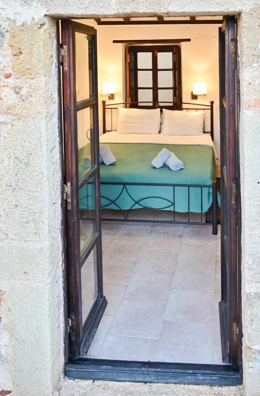 Pablito House-Seaview Monemvasia Nests