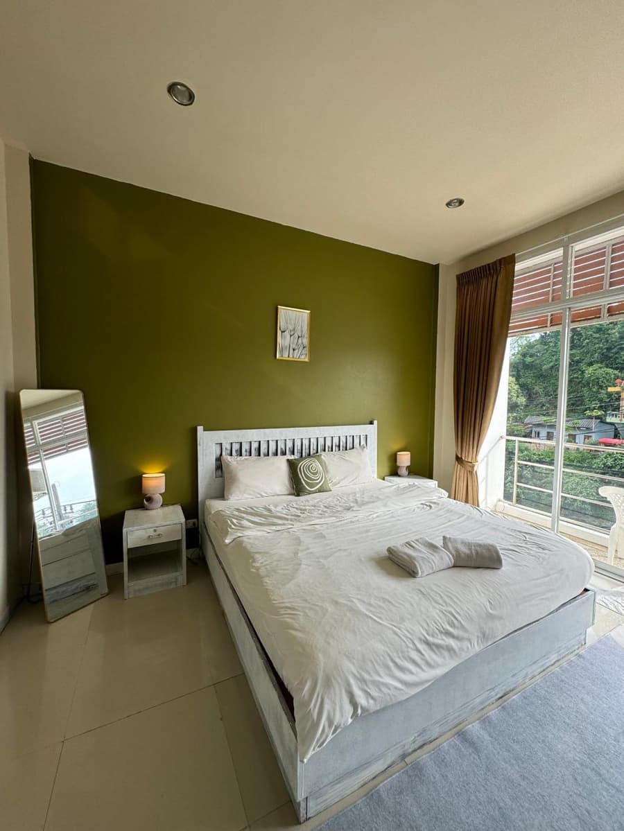 TIL DAWN Phuket