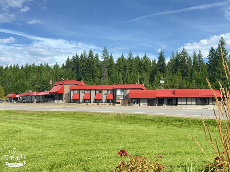 Wells Gray Inn