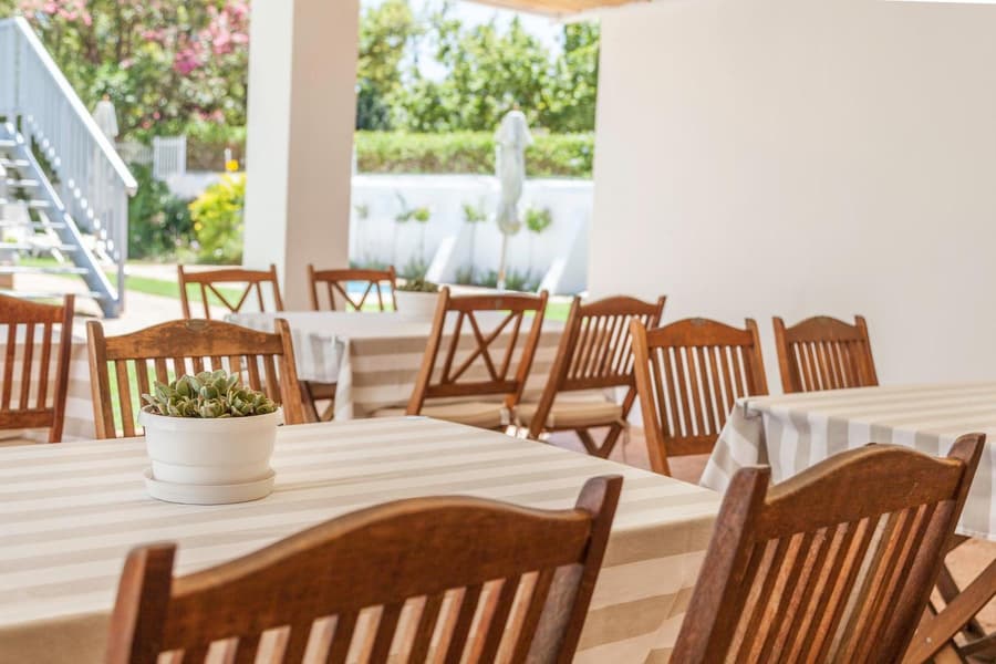 Avenues Guest House