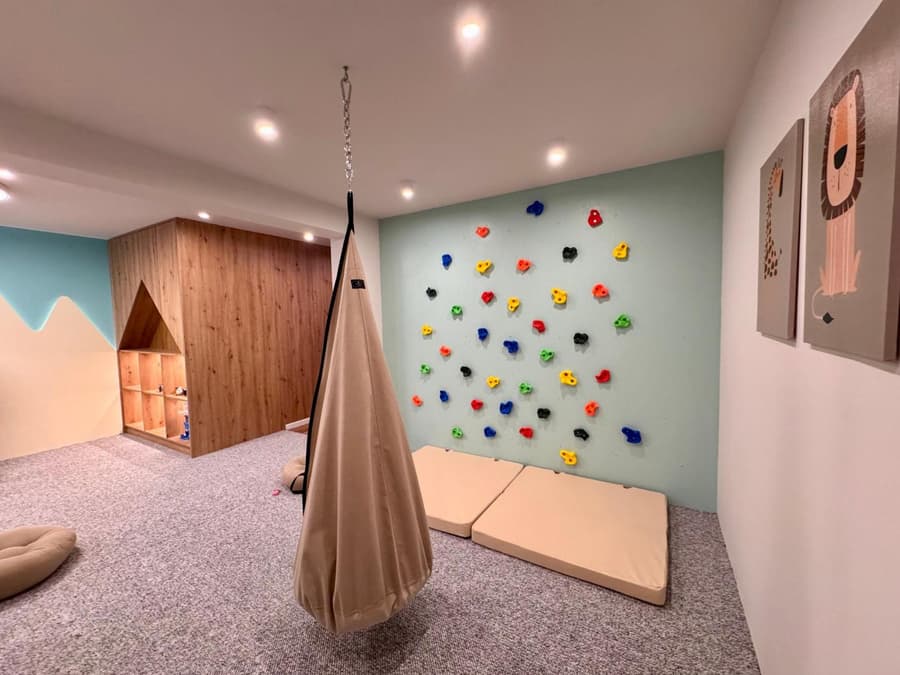 Cyrhla Apartamenty - sauna, playroom, parking & wifi
